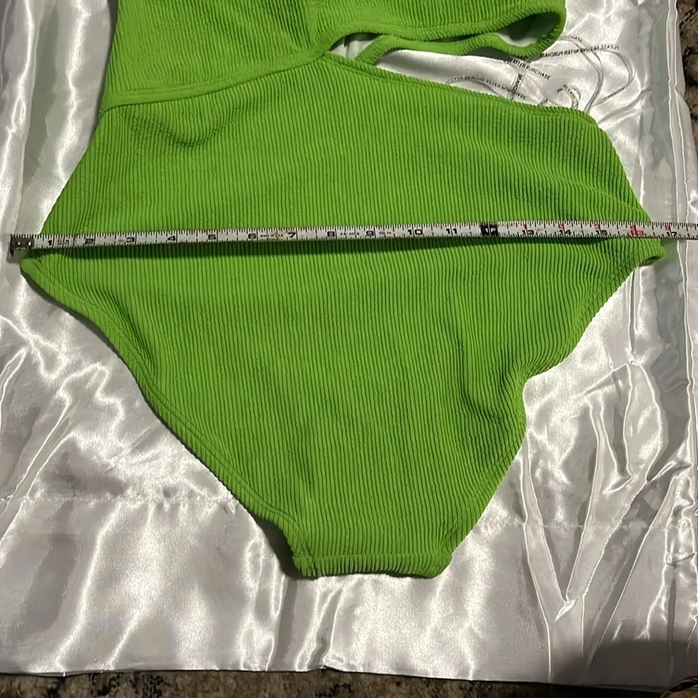 MICHAEL Michael Kors One-Shoulder Side-Cutout Swimsuit Size 14 - Picture 3 of 8